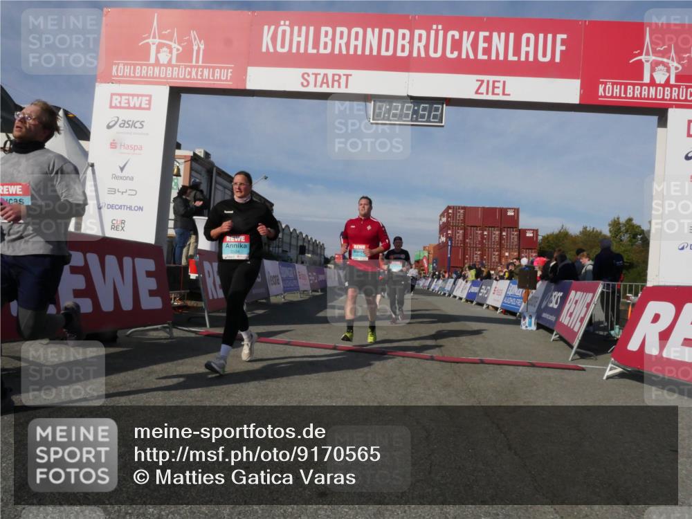 03.10.2025 - Köhlbrandbrückenlauf Matties Gatica Varas http://msf.ph/oto/9170565 03.10.2025 10:29:53 Ziel 1552, 2070, 2135, 2204, 2286, 2348, 2534, 3729, 3754 meine-sportfotos.de