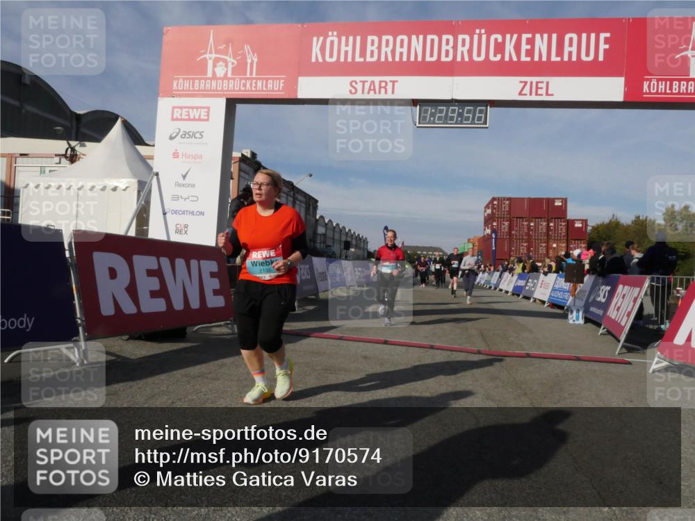 03.10.2025 - Köhlbrandbrückenlauf Matties Gatica Varas http://msf.ph/oto/9170574 03.10.2025 10:29:58 Ziel 1552, 1704, 2047, 2204, 2286, 2348, 2624, 2633, 3256, 3729 meine-sportfotos.de
