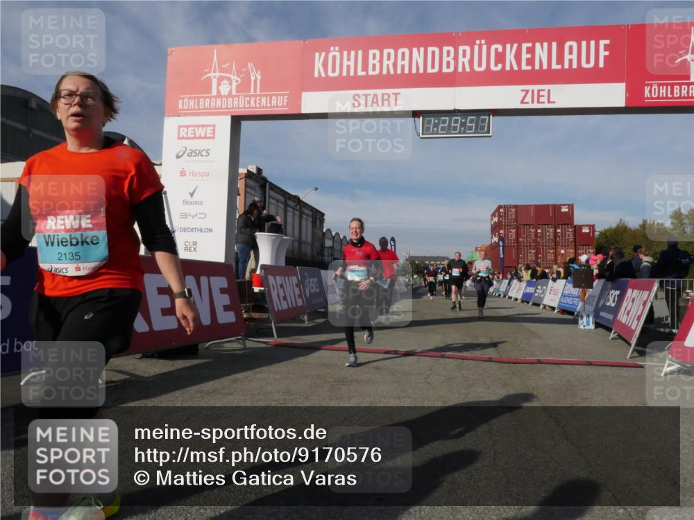 03.10.2025 - Köhlbrandbrückenlauf Matties Gatica Varas http://msf.ph/oto/9170576 03.10.2025 10:29:59 Ziel 1552, 1704, 2047, 2286, 2348, 2624, 2633, 3256, 3729 meine-sportfotos.de