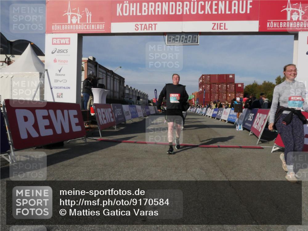 03.10.2025 - Köhlbrandbrückenlauf Matties Gatica Varas http://msf.ph/oto/9170584 03.10.2025 10:30:02 Ziel 1704, 2047, 2286, 2348, 2624, 2633, 3256 meine-sportfotos.de