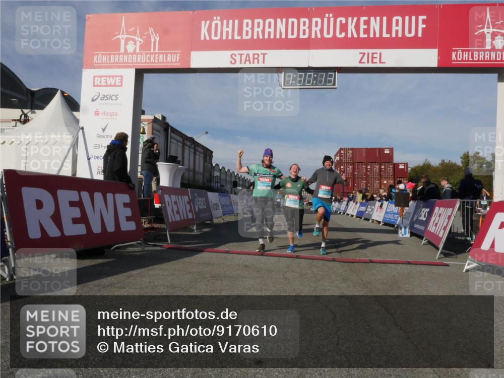 03.10.2025 - Köhlbrandbrückenlauf Matties Gatica Varas http://msf.ph/oto/9170610 03.10.2025 10:30:15 Ziel 1589, 2067, 2092, 2112, 2280, 2325, 2326, 2763, 2863, 2864, 2865, 3607 meine-sportfotos.de