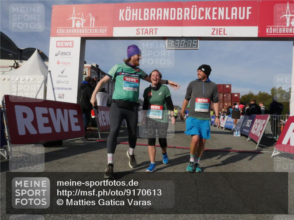 03.10.2025 - Köhlbrandbrückenlauf Matties Gatica Varas http://msf.ph/oto/9170613 03.10.2025 10:30:16 Ziel 1589, 2067, 2092, 2112, 2280, 2325, 2326, 2763, 3607, 3819 meine-sportfotos.de