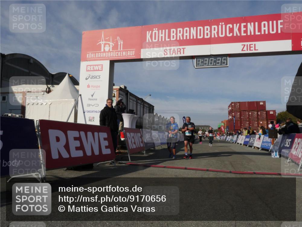 03.10.2025 - Köhlbrandbrückenlauf Matties Gatica Varas http://msf.ph/oto/9170656 03.10.2025 10:30:37 Ziel 2342, 2343, 2386, 2497, 2498, 2533, 2554 meine-sportfotos.de