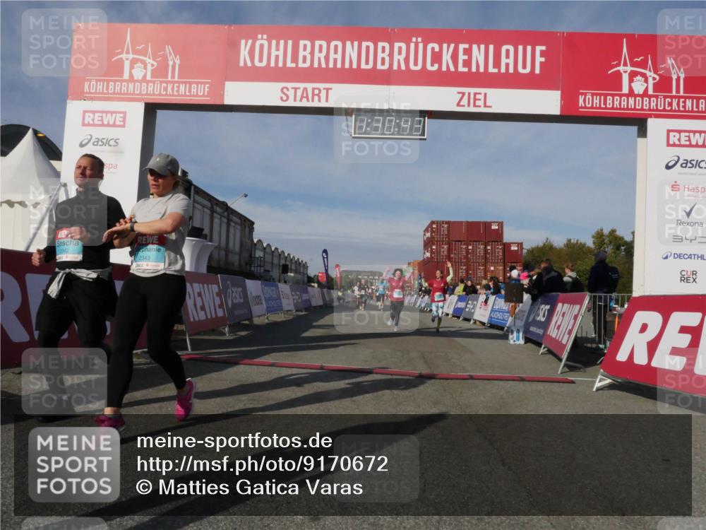 03.10.2025 - Köhlbrandbrückenlauf Matties Gatica Varas http://msf.ph/oto/9170672 03.10.2025 10:30:45 Ziel 2037, 2063, 2441, 2533, 2554, 3129 meine-sportfotos.de
