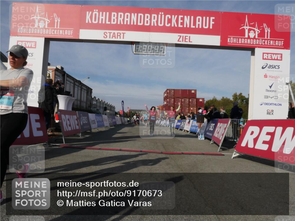 03.10.2025 - Köhlbrandbrückenlauf Matties Gatica Varas http://msf.ph/oto/9170673 03.10.2025 10:30:45 Ziel 2037, 2063, 2441, 2533, 2554, 3129 meine-sportfotos.de