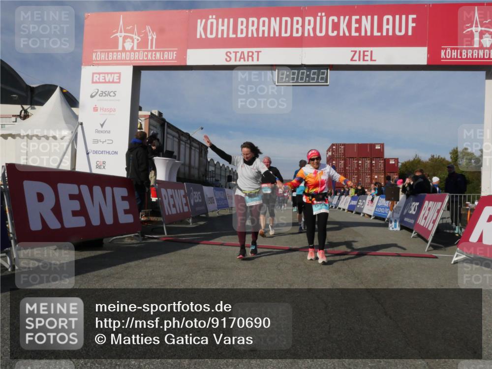 03.10.2025 - Köhlbrandbrückenlauf Matties Gatica Varas http://msf.ph/oto/9170690 03.10.2025 10:30:53 Ziel 1096, 1097, 1098, 2037, 2063, 2388, 2441, 2725, 3129, 3701 meine-sportfotos.de