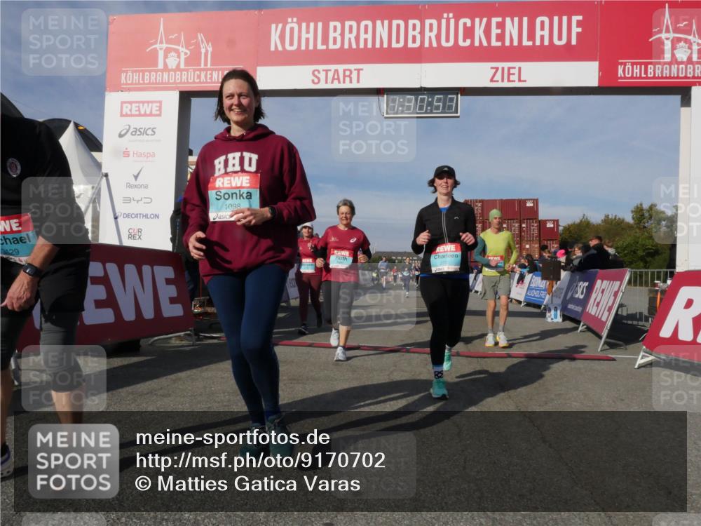 03.10.2025 - Köhlbrandbrückenlauf Matties Gatica Varas http://msf.ph/oto/9170702 03.10.2025 10:30:59 Ziel 1096, 1097, 2252, 2388, 2536, 2725, 2846 meine-sportfotos.de