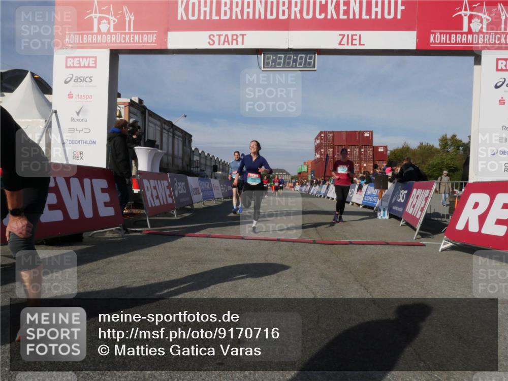 03.10.2025 - Köhlbrandbrückenlauf Matties Gatica Varas http://msf.ph/oto/9170716 03.10.2025 10:31:06 Ziel 2252, 2536, 2846, 2900, 3478, 3479, 3510, 3664 meine-sportfotos.de