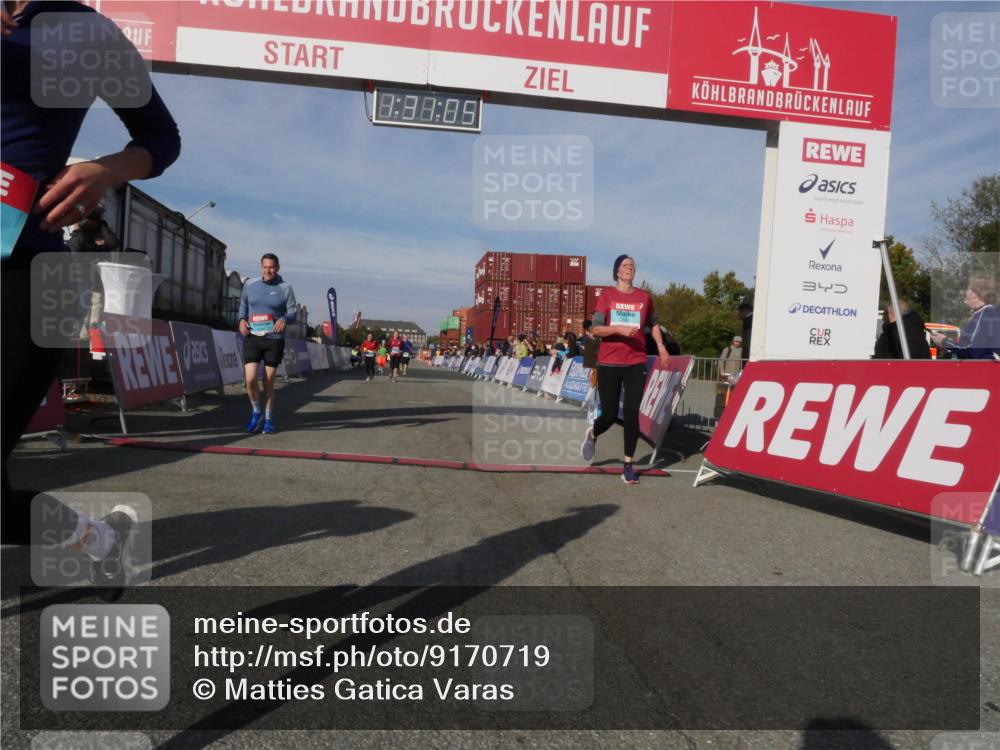 03.10.2025 - Köhlbrandbrückenlauf Matties Gatica Varas http://msf.ph/oto/9170719 03.10.2025 10:31:07 Ziel 1763, 2536, 2846, 2900, 3478, 3479, 3510, 3664 meine-sportfotos.de