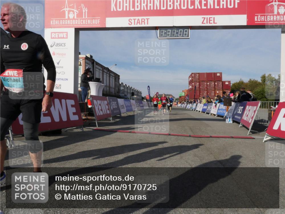 03.10.2025 - Köhlbrandbrückenlauf Matties Gatica Varas http://msf.ph/oto/9170725 03.10.2025 10:31:10 Ziel 1763, 2900, 3478, 3479, 3510, 3664 meine-sportfotos.de