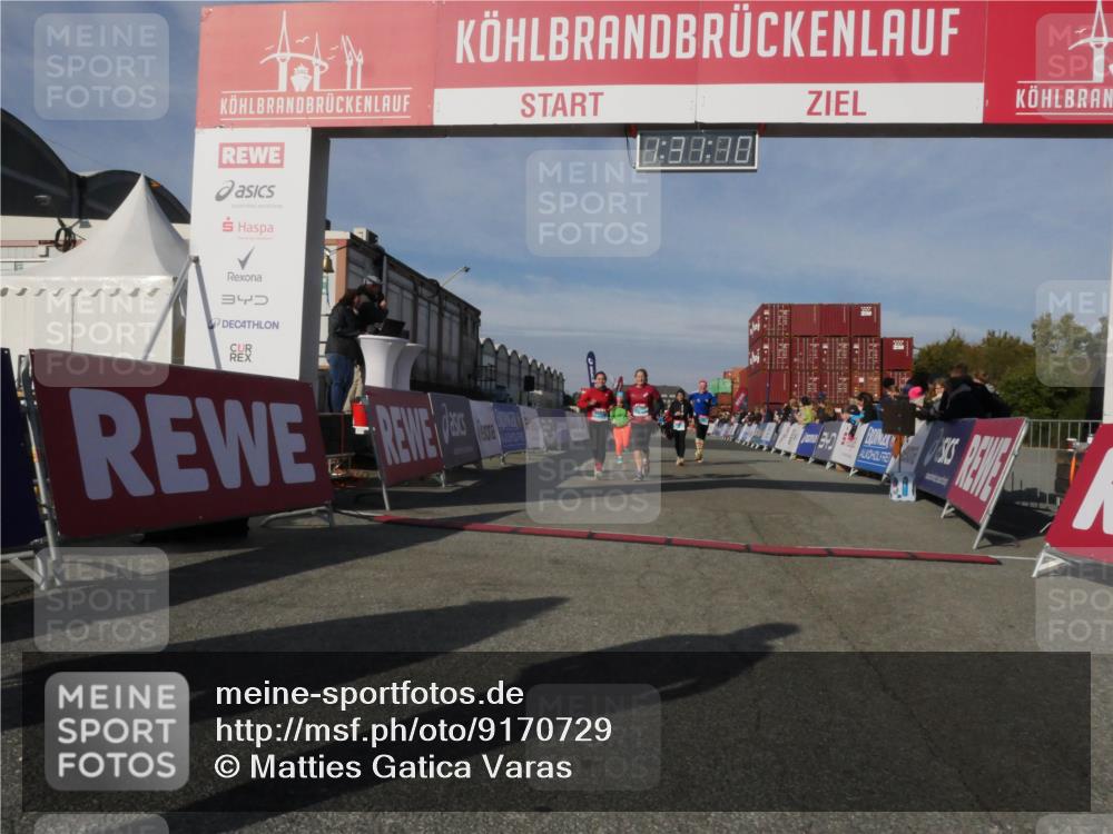 03.10.2025 - Köhlbrandbrückenlauf Matties Gatica Varas http://msf.ph/oto/9170729 03.10.2025 10:31:12 Ziel 1763, 2900, 3478, 3479, 3510, 3664 meine-sportfotos.de