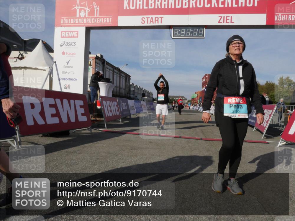 03.10.2025 - Köhlbrandbrückenlauf Matties Gatica Varas http://msf.ph/oto/9170744 03.10.2025 10:31:19 Ziel 1763, 2205, 2468 meine-sportfotos.de