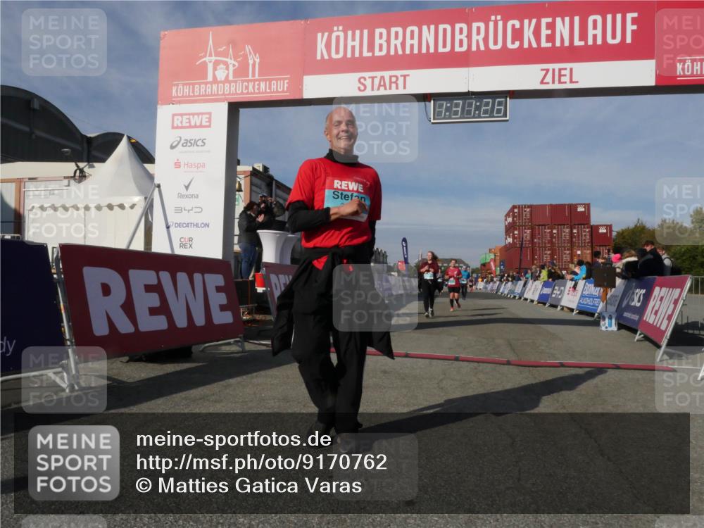 03.10.2025 - Köhlbrandbrückenlauf Matties Gatica Varas http://msf.ph/oto/9170762 03.10.2025 10:31:28 Ziel 2205, 2443, 3072, 3663 meine-sportfotos.de