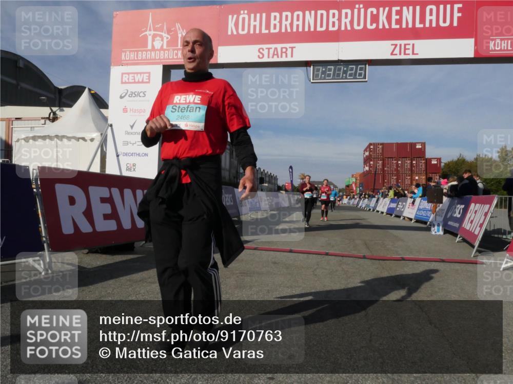 03.10.2025 - Köhlbrandbrückenlauf Matties Gatica Varas http://msf.ph/oto/9170763 03.10.2025 10:31:28 Ziel 2205, 2443, 3072, 3663 meine-sportfotos.de