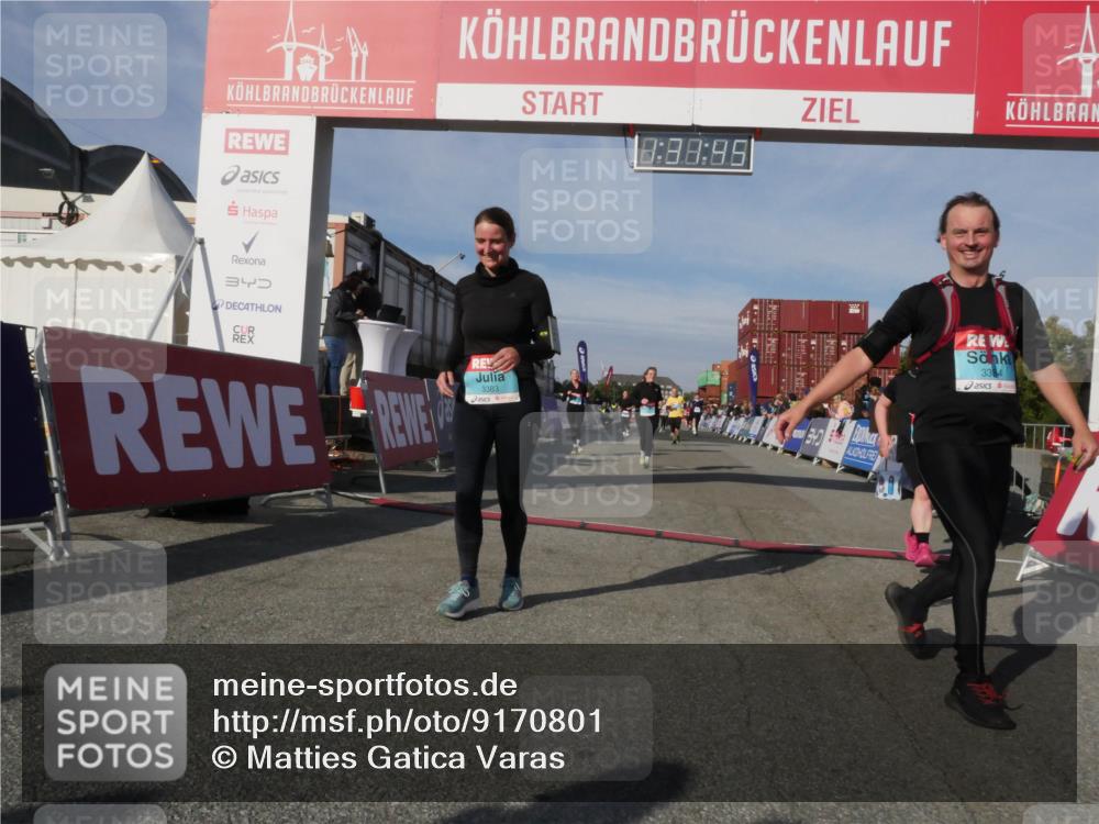 03.10.2025 - Köhlbrandbrückenlauf Matties Gatica Varas http://msf.ph/oto/9170801 03.10.2025 10:31:46 Ziel 1927, 2385, 2398, 2462, 2463, 2504, 2518, 2595, 2596, 2973, 2976 meine-sportfotos.de