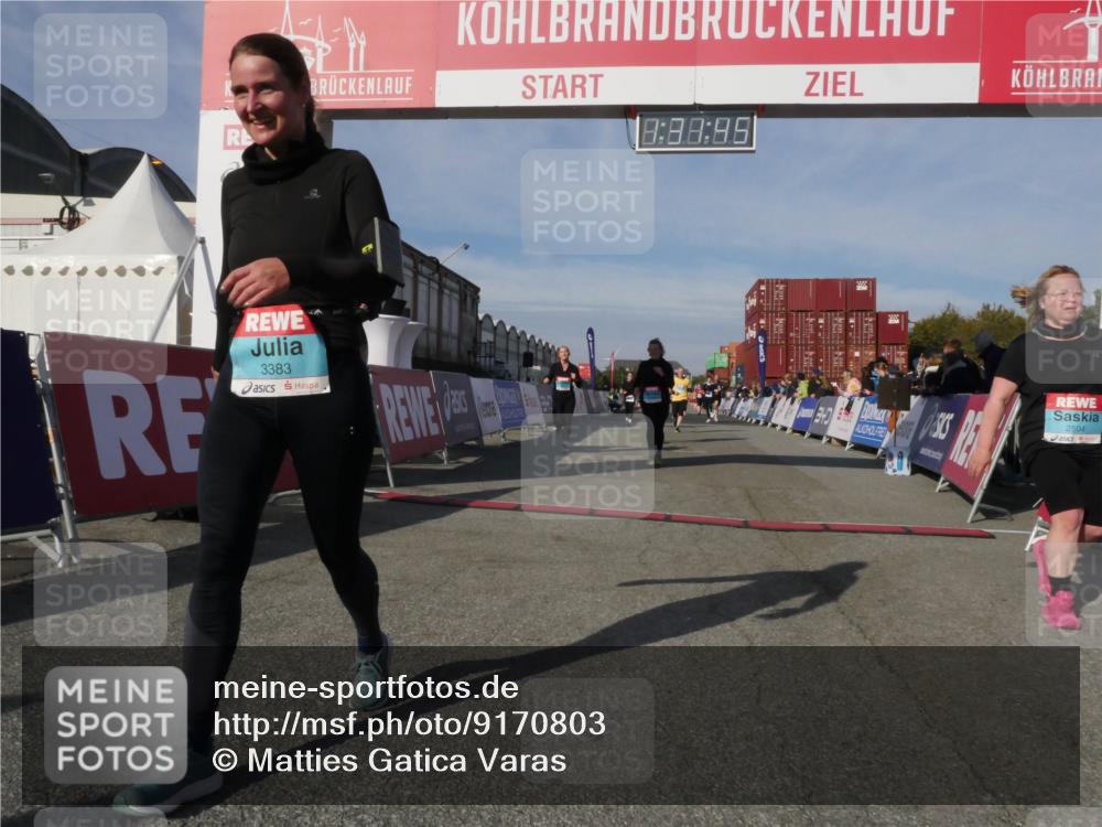 03.10.2025 - Köhlbrandbrückenlauf Matties Gatica Varas http://msf.ph/oto/9170803 03.10.2025 10:31:47 Ziel 1927, 2058, 2385, 2398, 2462, 2463, 2518, 2595, 2596, 2973, 2976 meine-sportfotos.de