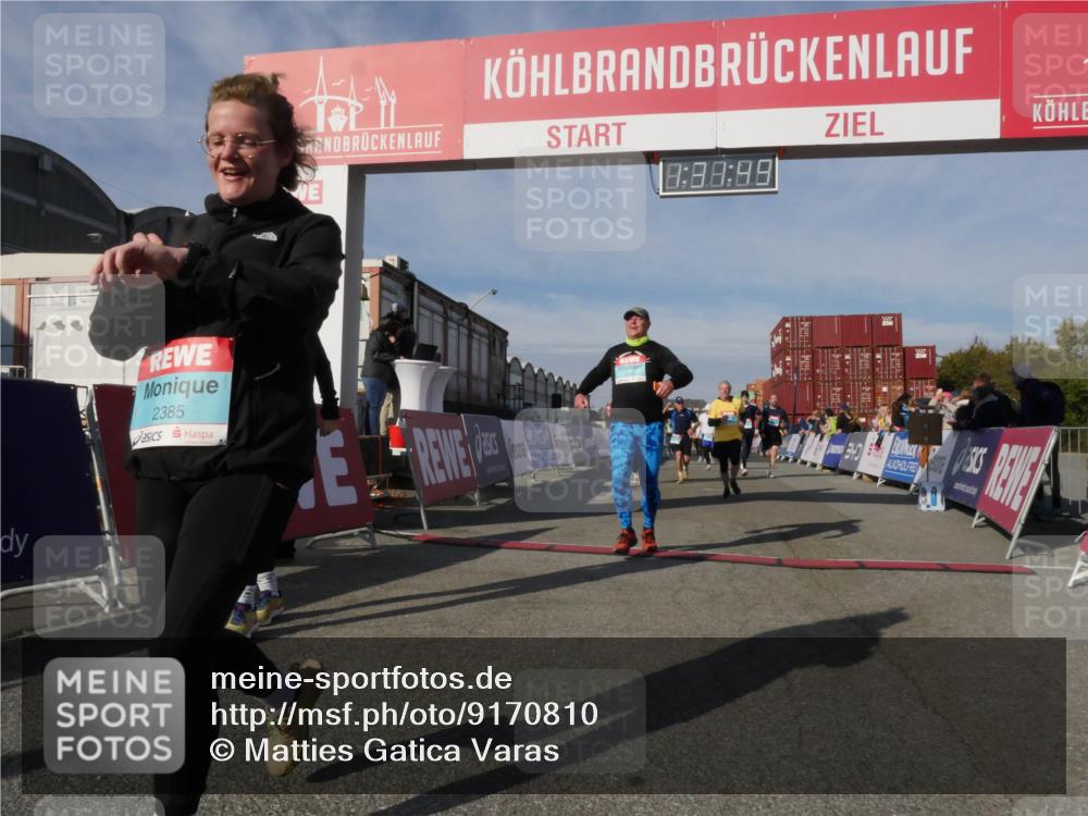 03.10.2025 - Köhlbrandbrückenlauf Matties Gatica Varas http://msf.ph/oto/9170810 03.10.2025 10:31:51 Ziel 1927, 2058, 2265, 2272, 2332, 2379, 2398, 2518, 2595, 2596, 2634, 2966, 2967, 2973, 2976 meine-sportfotos.de