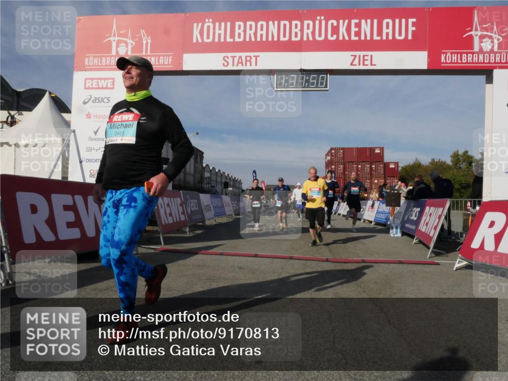 03.10.2025 - Köhlbrandbrückenlauf Matties Gatica Varas http://msf.ph/oto/9170813 03.10.2025 10:31:52 Ziel 1927, 2058, 2265, 2272, 2332, 2379, 2398, 2518, 2595, 2596, 2634, 2966, 2967, 2973, 2976 meine-sportfotos.de