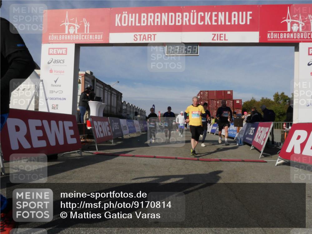 03.10.2025 - Köhlbrandbrückenlauf Matties Gatica Varas http://msf.ph/oto/9170814 03.10.2025 10:31:53 Ziel 1927, 2058, 2265, 2272, 2332, 2379, 2398, 2491, 2518, 2595, 2596, 2634, 2966, 2967, 2973, 2976 meine-sportfotos.de