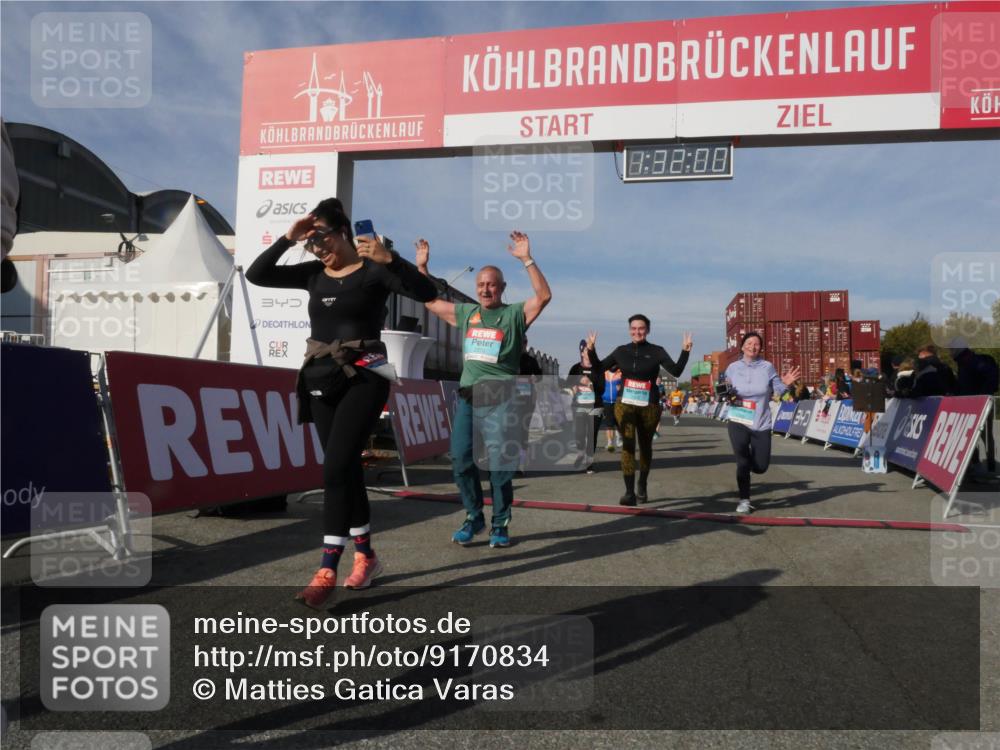 03.10.2025 - Köhlbrandbrückenlauf Matties Gatica Varas http://msf.ph/oto/9170834 03.10.2025 10:32:02 Ziel 1700, 2265, 2379, 2491, 2830, 2966, 2967, 3122 meine-sportfotos.de