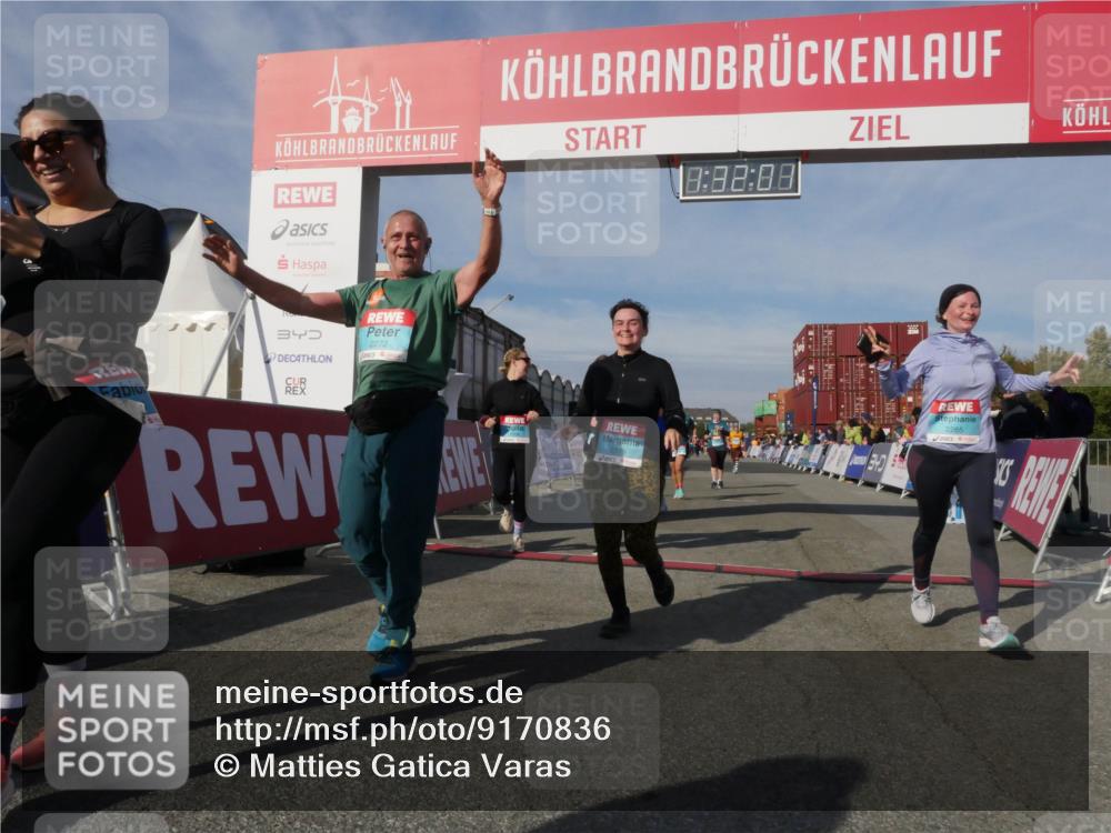 03.10.2025 - Köhlbrandbrückenlauf Matties Gatica Varas http://msf.ph/oto/9170836 03.10.2025 10:32:03 Ziel 1700, 1867, 2491, 2830, 2966, 2967, 3122 meine-sportfotos.de