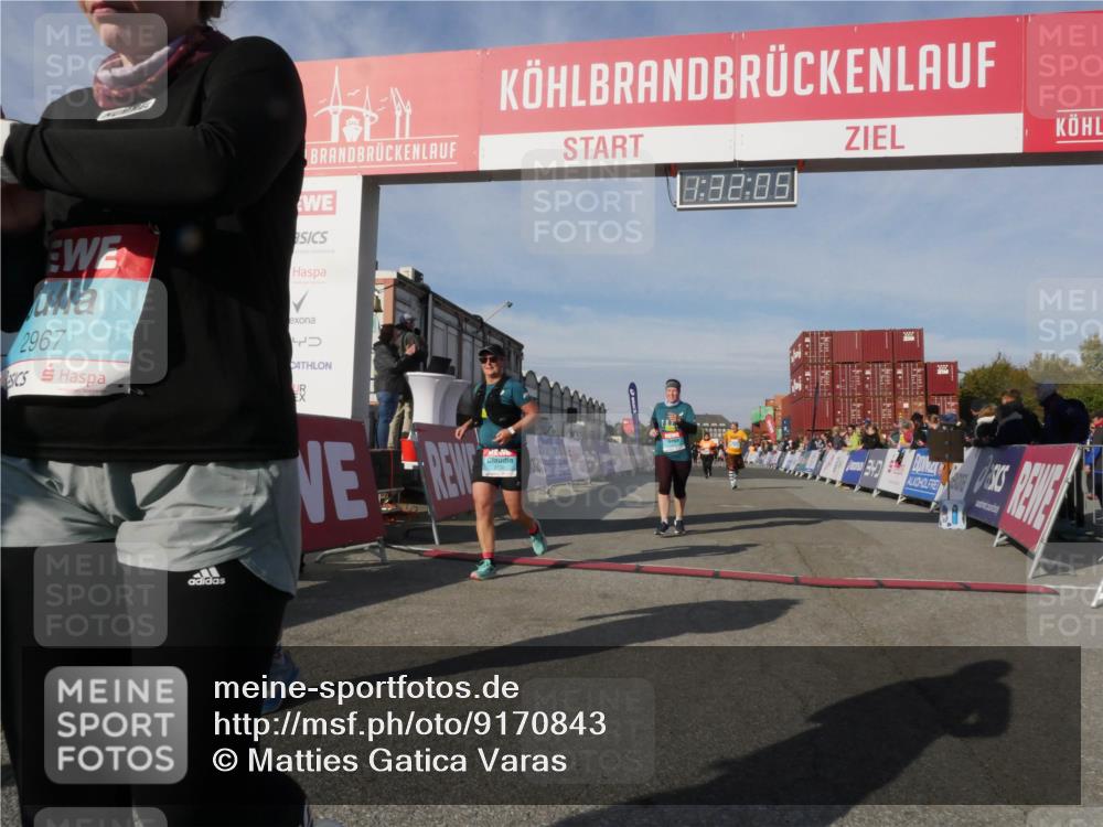03.10.2025 - Köhlbrandbrückenlauf Matties Gatica Varas http://msf.ph/oto/9170843 03.10.2025 10:32:06 Ziel 1700, 1867, 2830, 3122 meine-sportfotos.de