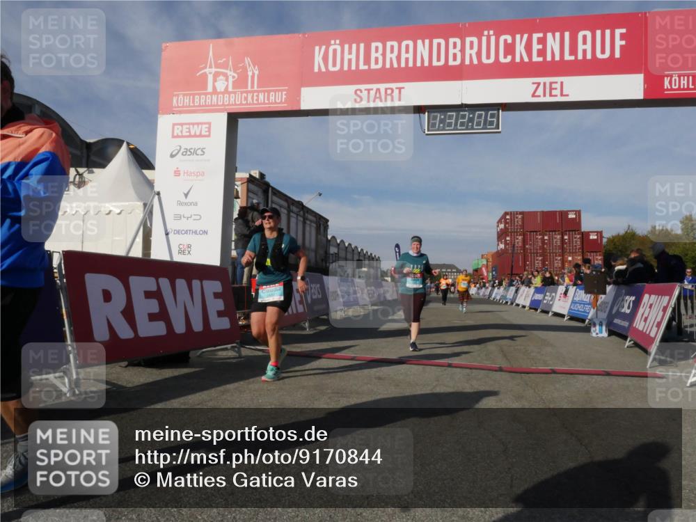 03.10.2025 - Köhlbrandbrückenlauf Matties Gatica Varas http://msf.ph/oto/9170844 03.10.2025 10:32:07 Ziel 1700, 1867, 3122 meine-sportfotos.de