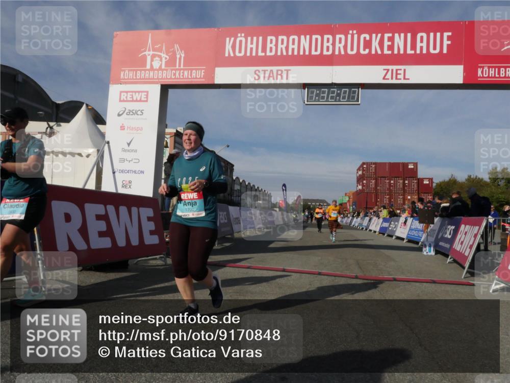 03.10.2025 - Köhlbrandbrückenlauf Matties Gatica Varas http://msf.ph/oto/9170848 03.10.2025 10:32:09 Ziel 1867, 3122 meine-sportfotos.de