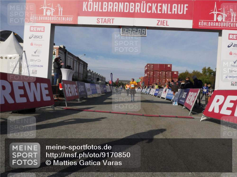 03.10.2025 - Köhlbrandbrückenlauf Matties Gatica Varas http://msf.ph/oto/9170850 03.10.2025 10:32:10 Ziel 1867, 3122 meine-sportfotos.de