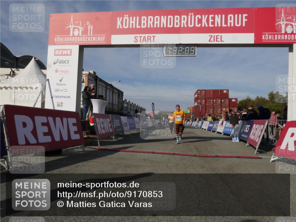 03.10.2025 - Köhlbrandbrückenlauf Matties Gatica Varas http://msf.ph/oto/9170853 03.10.2025 10:32:11 Ziel 1867, 2419, 3122 meine-sportfotos.de