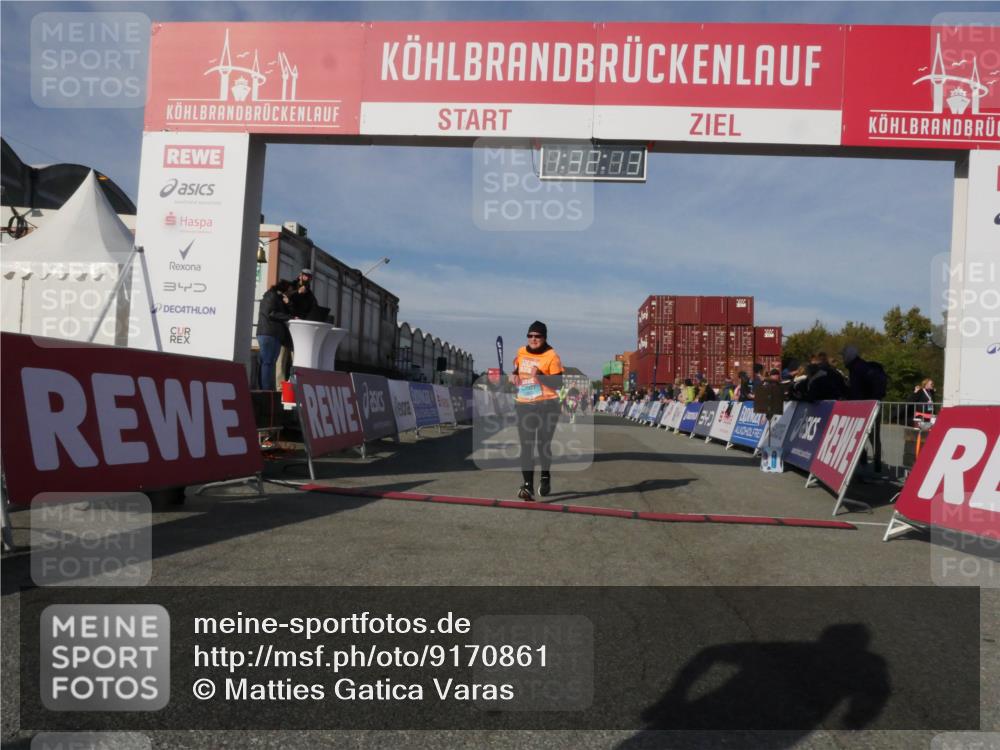 03.10.2025 - Köhlbrandbrückenlauf Matties Gatica Varas http://msf.ph/oto/9170861 03.10.2025 10:32:15 Ziel 1769, 1867, 2024, 2412, 2419, 2433 meine-sportfotos.de