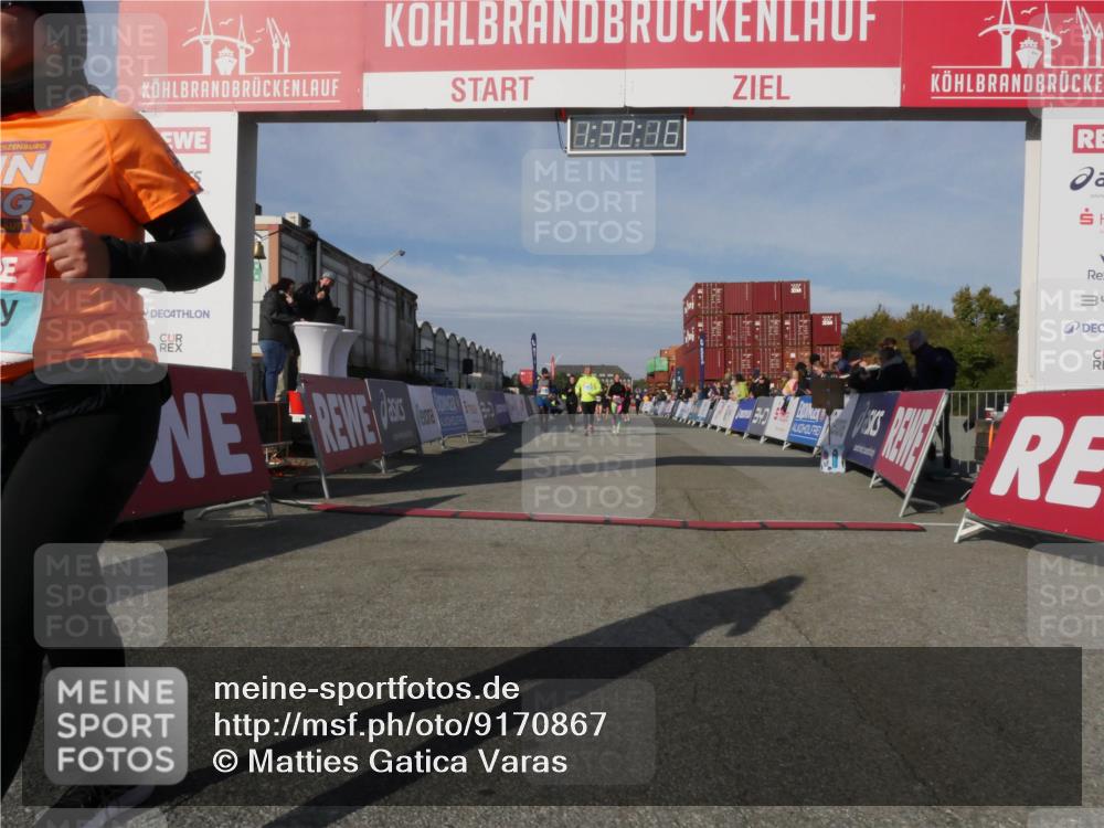 03.10.2025 - Köhlbrandbrückenlauf Matties Gatica Varas http://msf.ph/oto/9170867 03.10.2025 10:32:18 Ziel 1769, 2024, 2412, 2419, 2433, 2569, 3328, 3329 meine-sportfotos.de