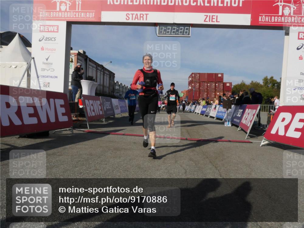 03.10.2025 - Köhlbrandbrückenlauf Matties Gatica Varas http://msf.ph/oto/9170886 03.10.2025 10:32:28 Ziel 1923, 2085, 2116, 2159, 2184, 2212, 2338, 2365, 2436, 2470, 2568, 2569, 3033, 3045, 3328, 3329, 3780 meine-sportfotos.de