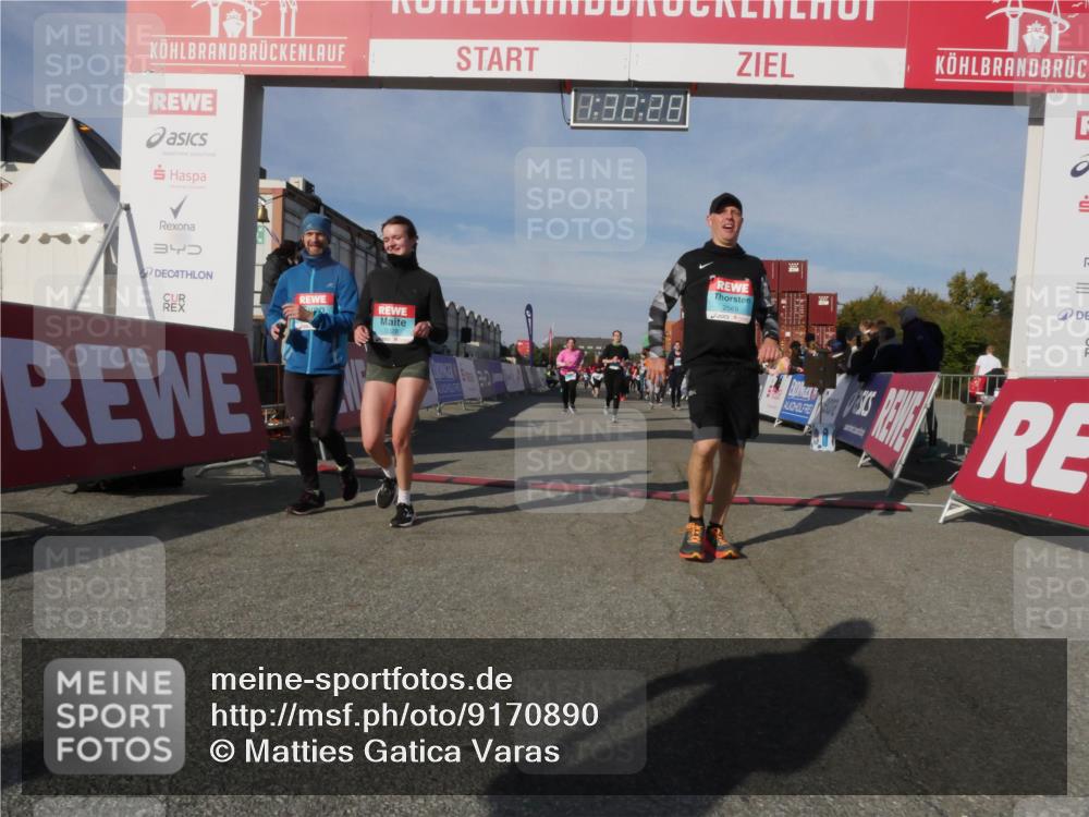 03.10.2025 - Köhlbrandbrückenlauf Matties Gatica Varas http://msf.ph/oto/9170890 03.10.2025 10:32:30 Ziel 1908, 1923, 2085, 2116, 2159, 2184, 2212, 2316, 2338, 2365, 2436, 2470, 2568, 2599, 3033, 3045, 3737, 3780 meine-sportfotos.de