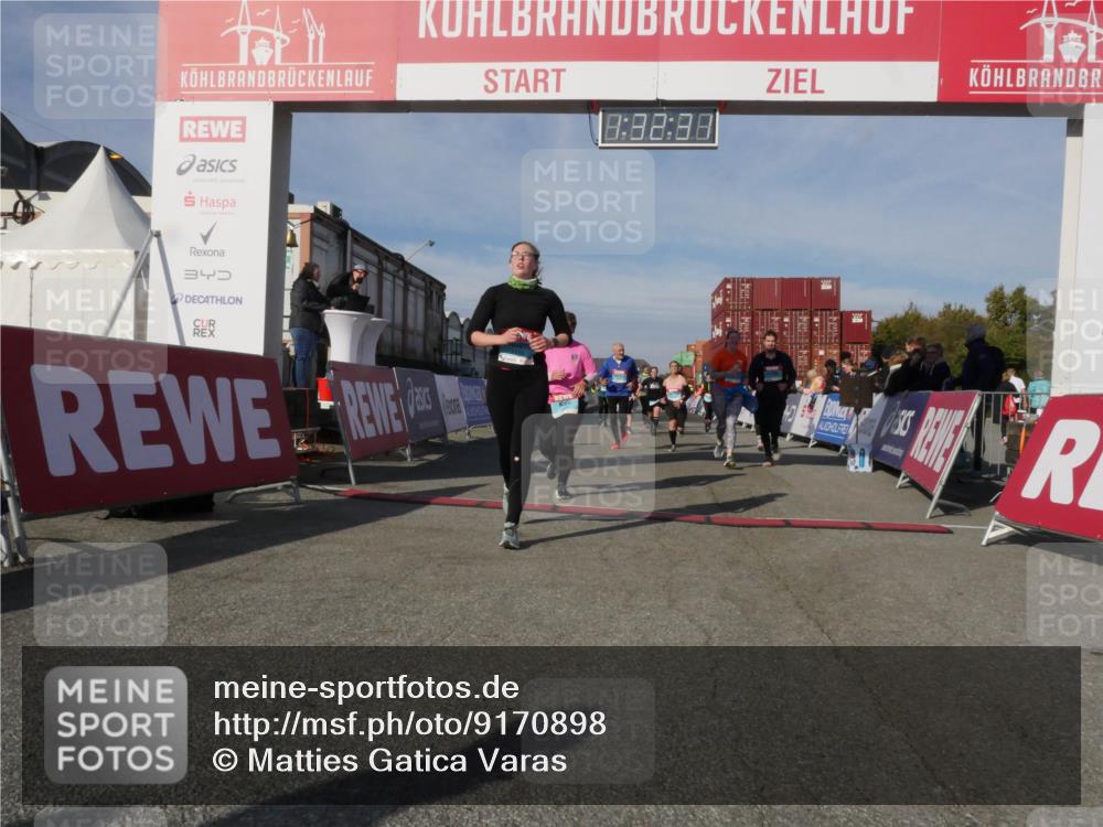 03.10.2025 - Köhlbrandbrückenlauf Matties Gatica Varas http://msf.ph/oto/9170898 03.10.2025 10:32:33 Ziel 1749, 1908, 1923, 2041, 2085, 2116, 2159, 2184, 2212, 2316, 2338, 2365, 2436, 2470, 2568, 2599, 3033, 3045, 3737, 3780 meine-sportfotos.de