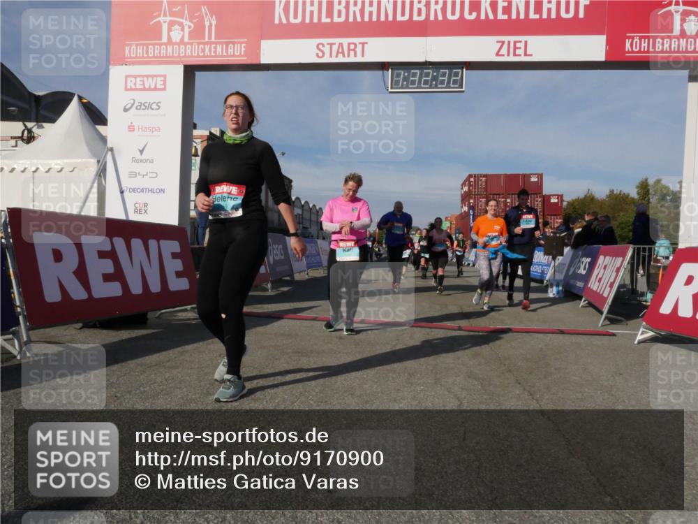03.10.2025 - Köhlbrandbrückenlauf Matties Gatica Varas http://msf.ph/oto/9170900 03.10.2025 10:32:34 Ziel 1749, 1908, 1923, 2041, 2085, 2116, 2184, 2212, 2316, 2338, 2365, 2436, 2470, 2568, 2599, 3045, 3737, 3780 meine-sportfotos.de