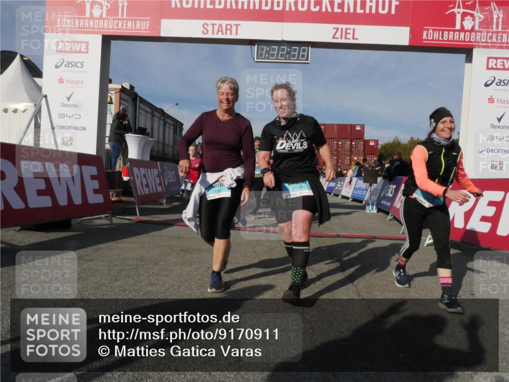 03.10.2025 - Köhlbrandbrückenlauf Matties Gatica Varas http://msf.ph/oto/9170911 03.10.2025 10:32:39 Ziel 1749, 1908, 2041, 2085, 2212, 2316, 2365, 2599, 3045, 3076, 3077, 3737 meine-sportfotos.de