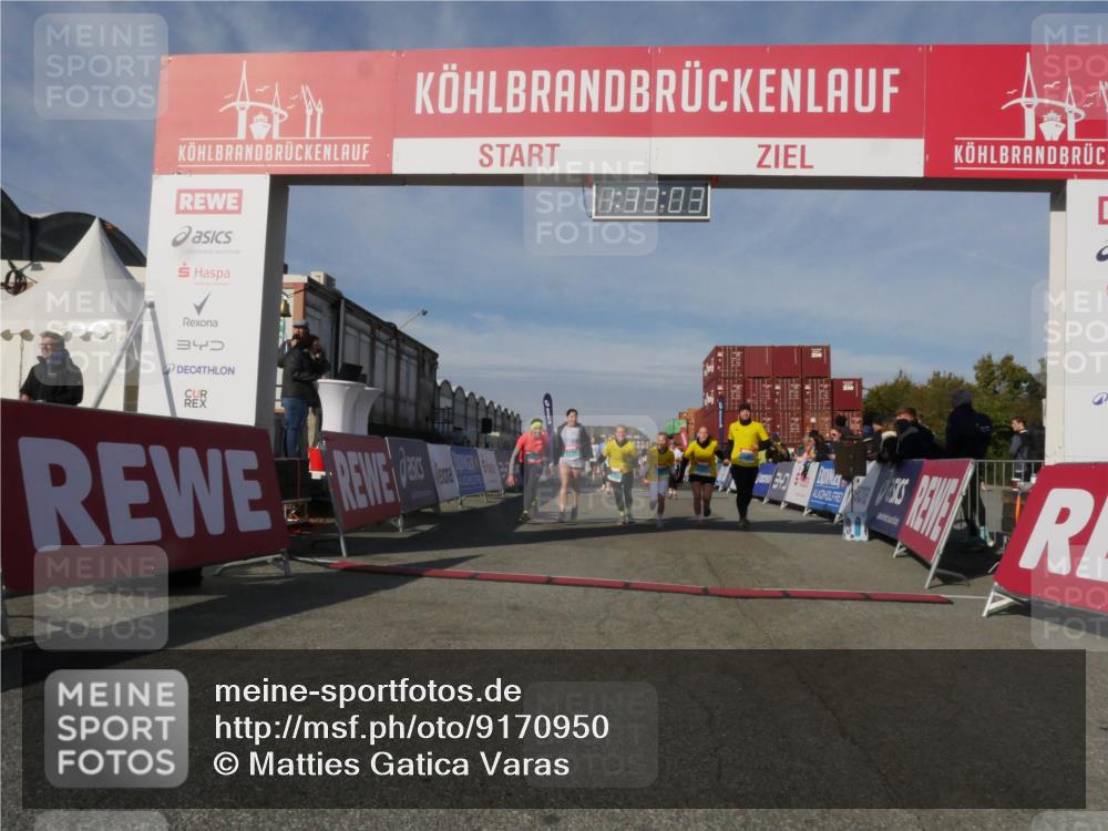 03.10.2025 - Köhlbrandbrückenlauf Matties Gatica Varas http://msf.ph/oto/9170950 03.10.2025 10:33:05 Ziel 2297, 2299, 2550, 2553, 2619, 2631, 2646, 2871, 2872, 2874, 2875, 2894, 2895 meine-sportfotos.de