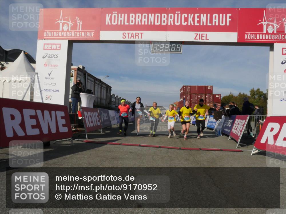 03.10.2025 - Köhlbrandbrückenlauf Matties Gatica Varas http://msf.ph/oto/9170952 03.10.2025 10:33:06 Ziel 1851, 2297, 2299, 2550, 2553, 2619, 2631, 2646, 2871, 2872, 2874, 2875, 2894, 2895 meine-sportfotos.de