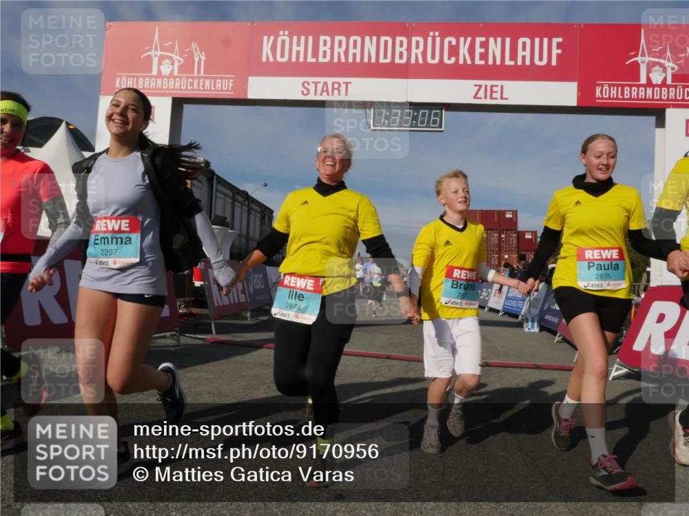 03.10.2025 - Köhlbrandbrückenlauf Matties Gatica Varas http://msf.ph/oto/9170956 03.10.2025 10:33:08 Ziel 1851, 2550, 2553, 2619, 2631, 2646, 2894, 2895 meine-sportfotos.de