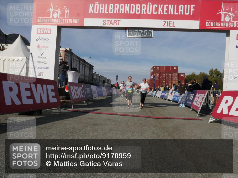 03.10.2025 - Köhlbrandbrückenlauf Matties Gatica Varas http://msf.ph/oto/9170959 03.10.2025 10:33:09 Ziel 1851, 2550, 2553, 2576, 2619, 2631, 2646, 2894, 2895 meine-sportfotos.de