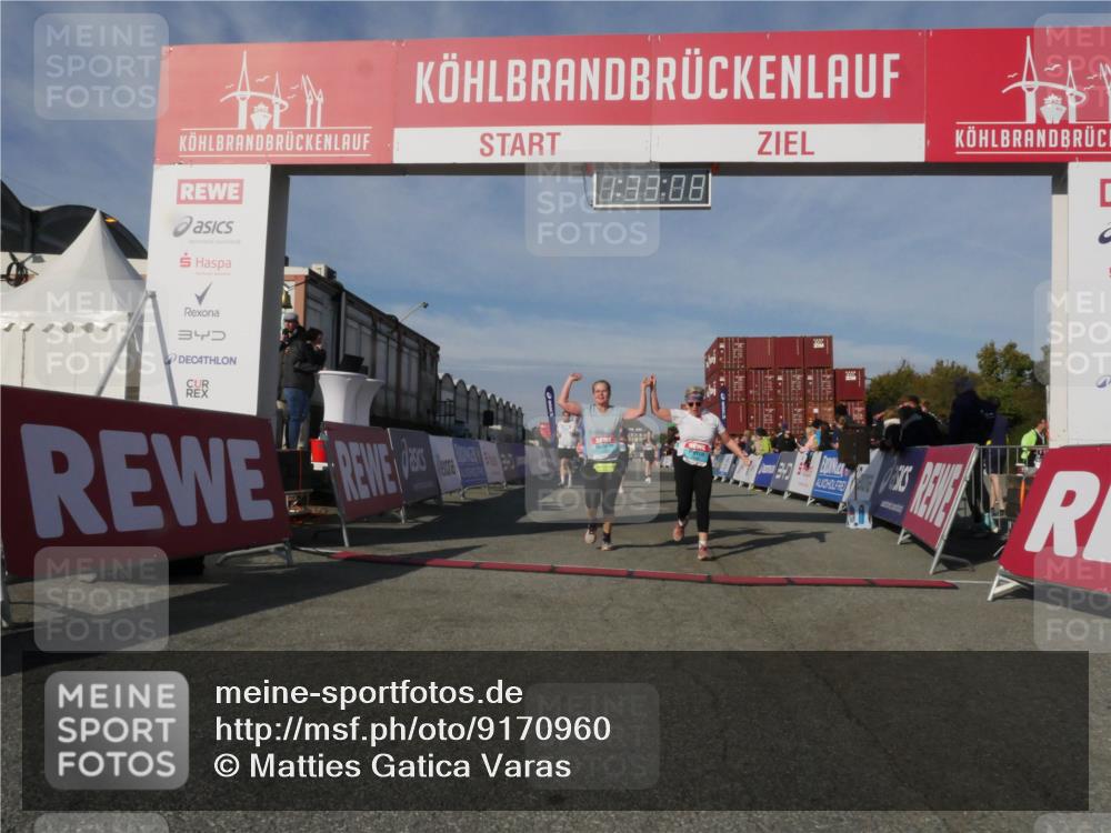 03.10.2025 - Köhlbrandbrückenlauf Matties Gatica Varas http://msf.ph/oto/9170960 03.10.2025 10:33:10 Ziel 1851, 2359, 2550, 2553, 2576, 2619, 2631, 2646, 2894, 2895 meine-sportfotos.de