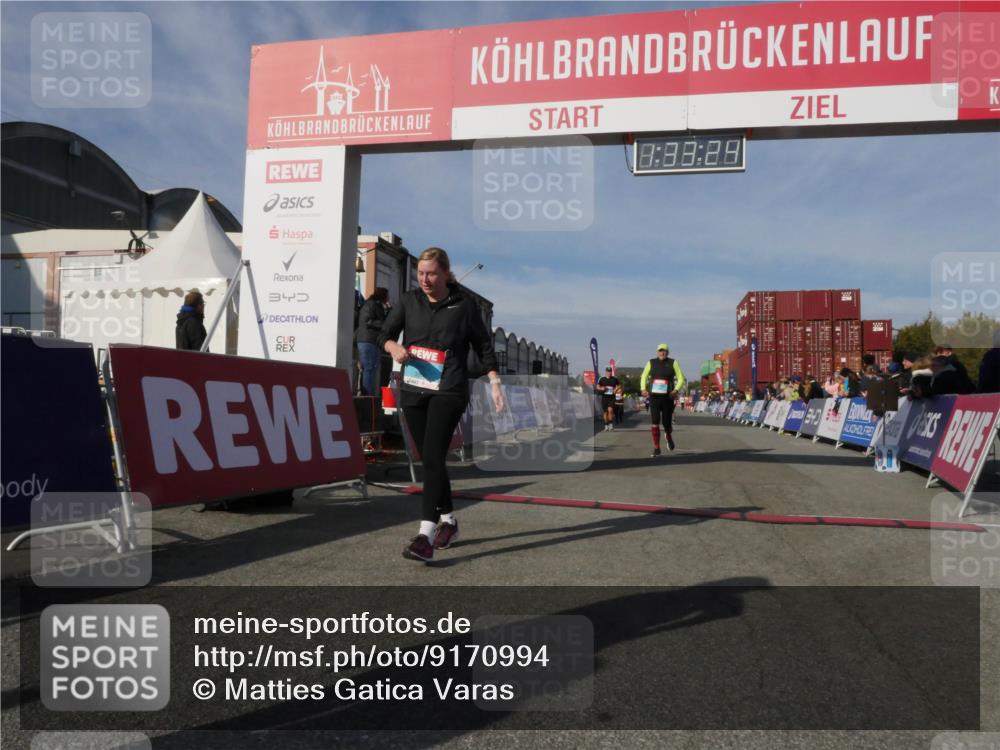 03.10.2025 - Köhlbrandbrückenlauf Matties Gatica Varas http://msf.ph/oto/9170994 03.10.2025 10:33:26 Ziel 2170, 2457, 3355, 3634 meine-sportfotos.de