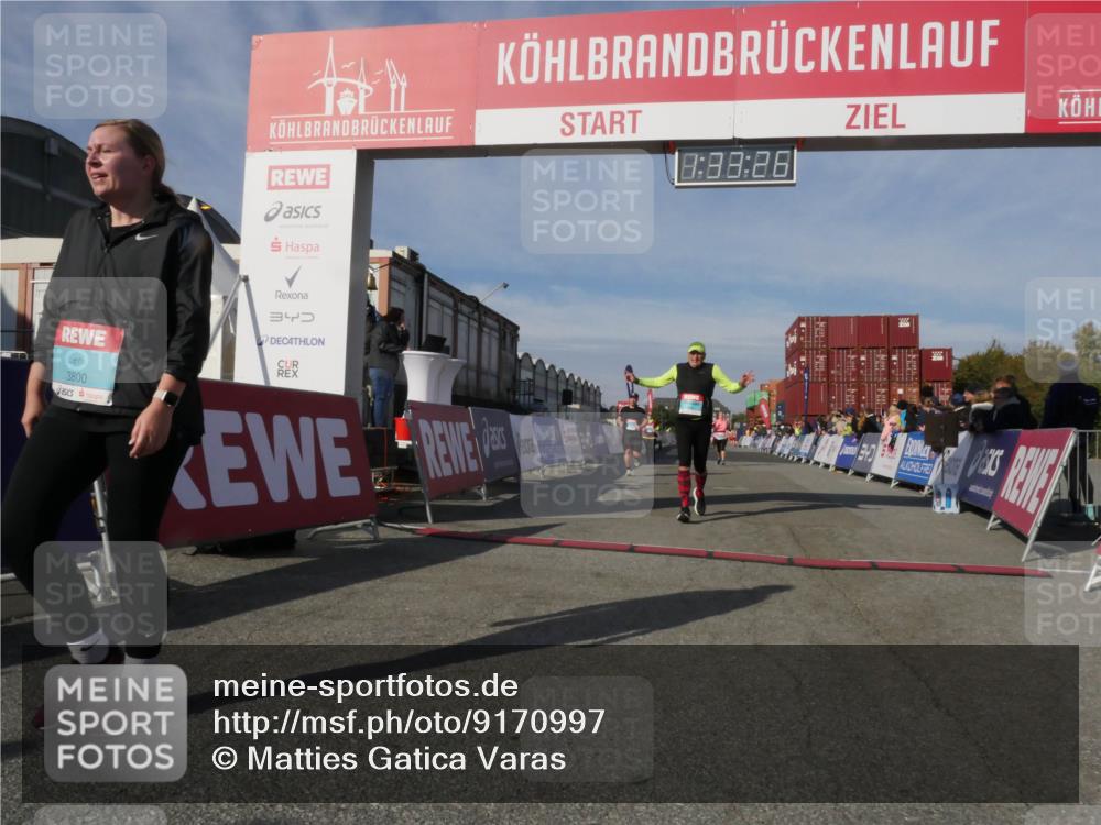 03.10.2025 - Köhlbrandbrückenlauf Matties Gatica Varas http://msf.ph/oto/9170997 03.10.2025 10:33:28 Ziel 2170, 2457, 3355, 3634 meine-sportfotos.de