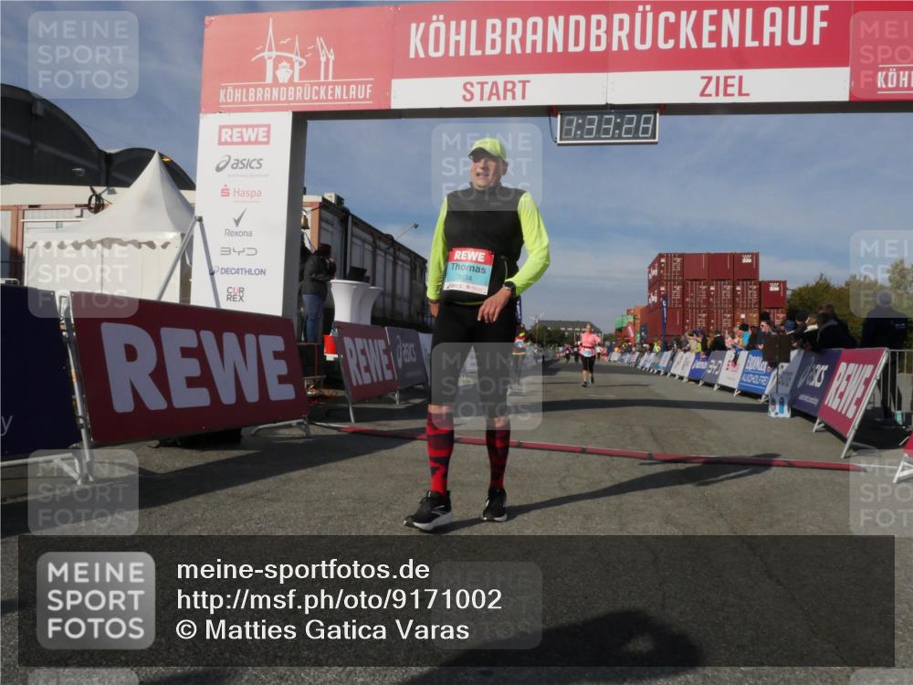 03.10.2025 - Köhlbrandbrückenlauf Matties Gatica Varas http://msf.ph/oto/9171002 03.10.2025 10:33:30 Ziel 2170, 2457, 3355 meine-sportfotos.de