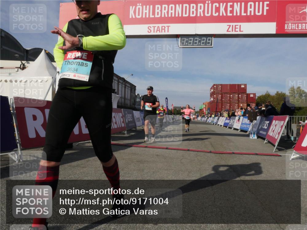03.10.2025 - Köhlbrandbrückenlauf Matties Gatica Varas http://msf.ph/oto/9171004 03.10.2025 10:33:31 Ziel 2170, 2457, 3355 meine-sportfotos.de