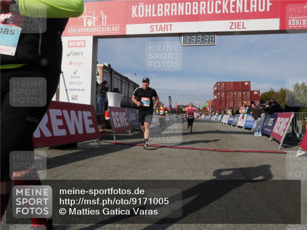 03.10.2025 - Köhlbrandbrückenlauf Matties Gatica Varas http://msf.ph/oto/9171005 03.10.2025 10:33:32 Ziel 2170, 2457 meine-sportfotos.de