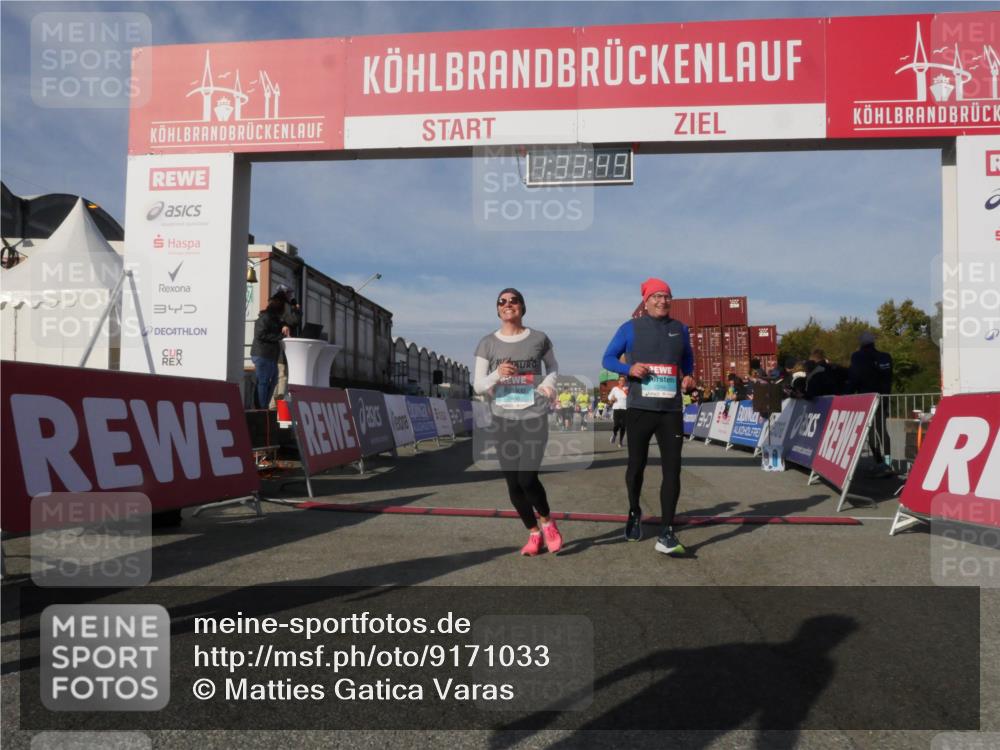 03.10.2025 - Köhlbrandbrückenlauf Matties Gatica Varas http://msf.ph/oto/9171033 03.10.2025 10:33:50 Ziel 1963, 2175, 2211, 2465, 2511, 2654, 2838, 3254 meine-sportfotos.de