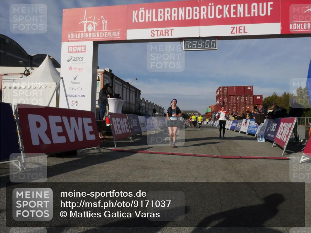 03.10.2025 - Köhlbrandbrückenlauf Matties Gatica Varas http://msf.ph/oto/9171037 03.10.2025 10:33:52 Ziel 1963, 2175, 2211, 2465, 2511, 2654, 2838, 3254 meine-sportfotos.de