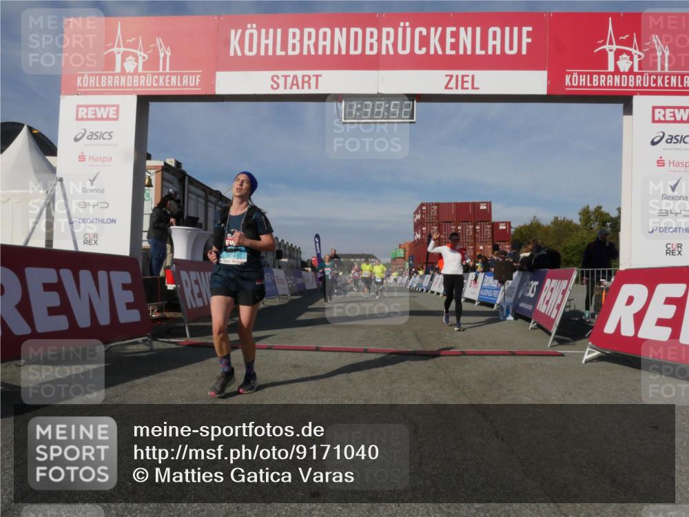 03.10.2025 - Köhlbrandbrückenlauf Matties Gatica Varas http://msf.ph/oto/9171040 03.10.2025 10:33:54 Ziel 1963, 2175, 2211, 2465, 2511, 2838, 3254 meine-sportfotos.de